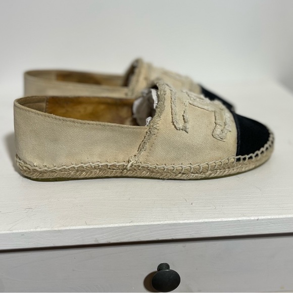 AUTHENTIC⭐️CHANEL Canvas Espadrilles Size 39 - Picture 3 of 7